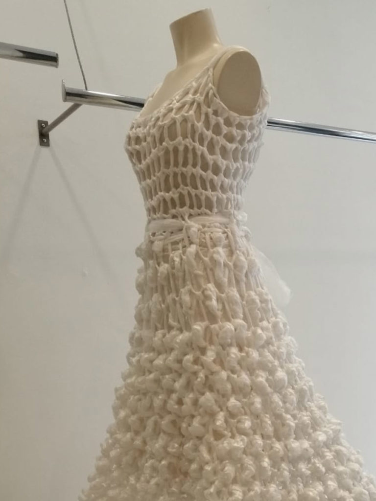 Modedesign projekt kleid